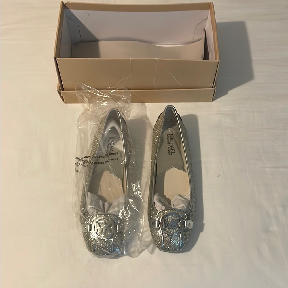 Michael Kors Silver Flats & Loafers